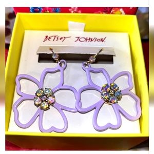 Betsey Johnson Lavender Stencil Rhinestone Daisy flower leverback earrings NIB